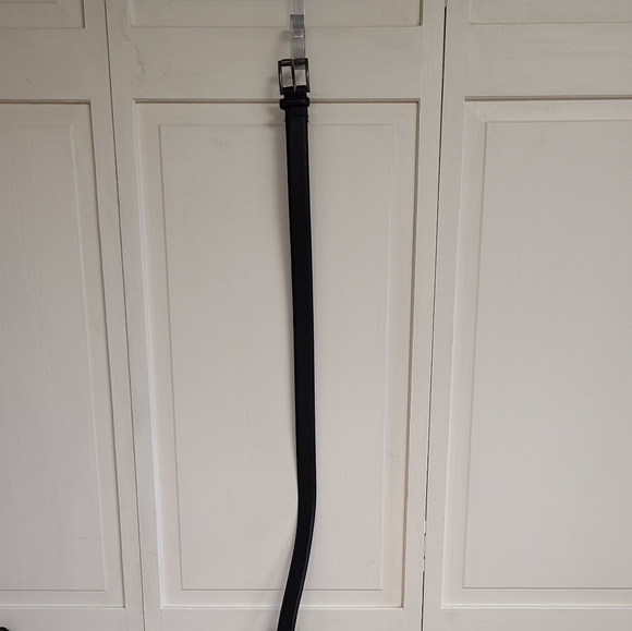 $$ Men's black man-made belt 47" - Picture 3 of 5